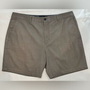 Professional Athletes Club Monaco Baxter Fit Gray Shorts
Grey- Men’s 36
